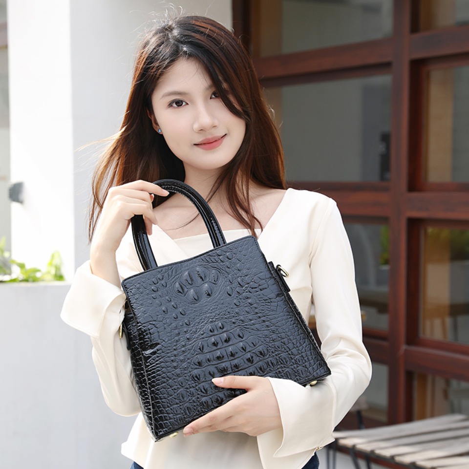 Натуральная брендовая высокока – обзор и цена Women Bags Branded