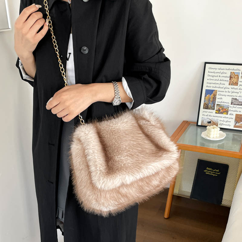 Новая трендовая модель 2026 го – обзор и цена Women Bags 2026 Trends